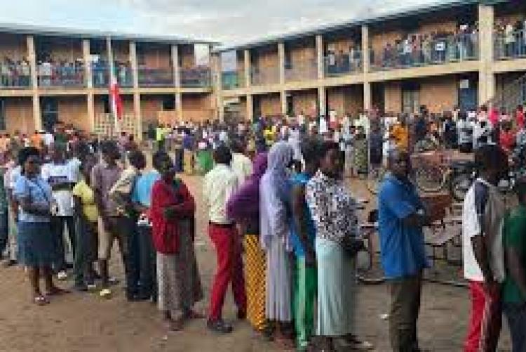 Voting in Burundi